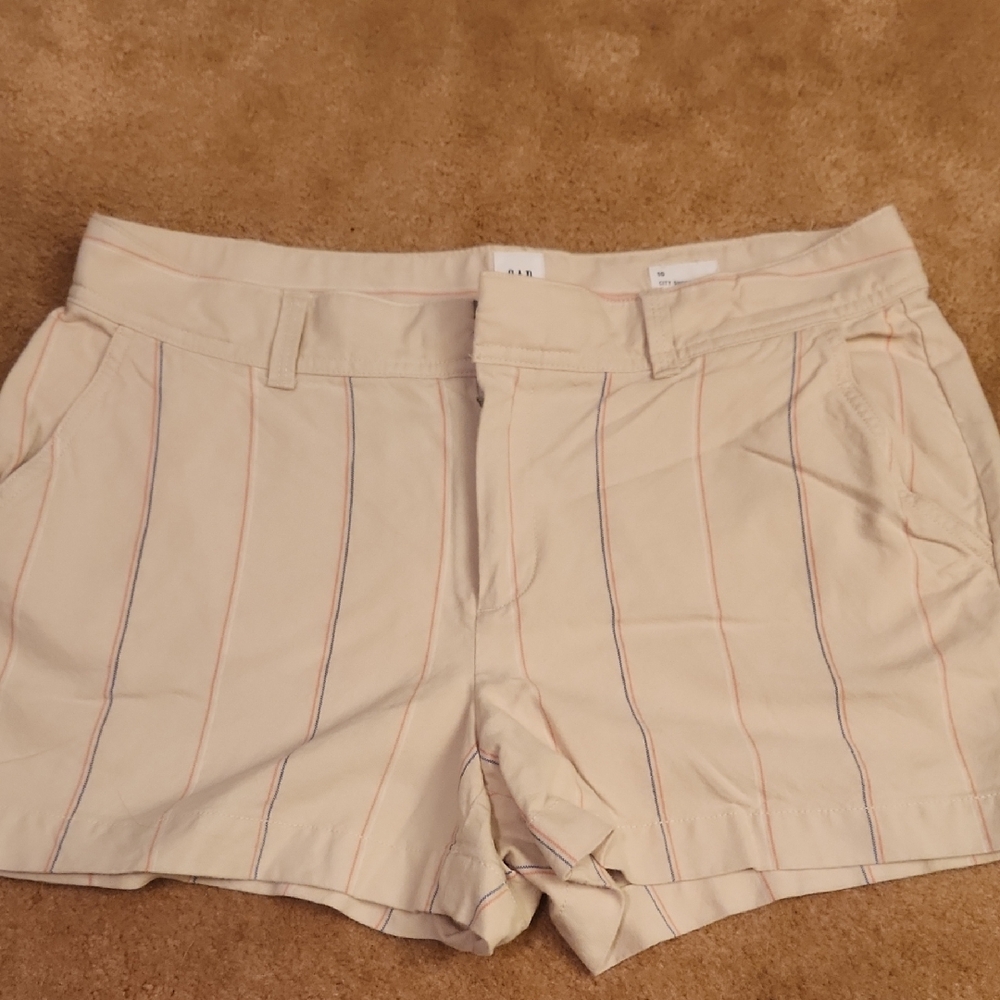 GAP Cream Striped Women's Shorts
